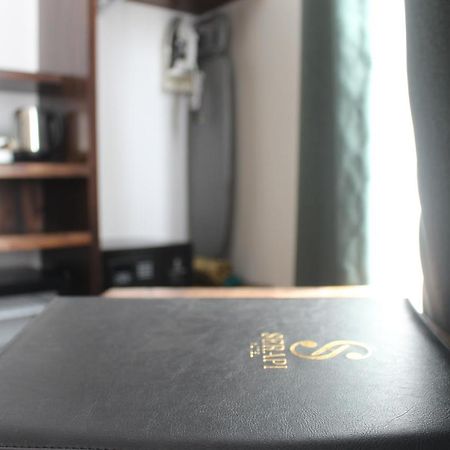 Serapi Hotel Kuching Eksteriør billede