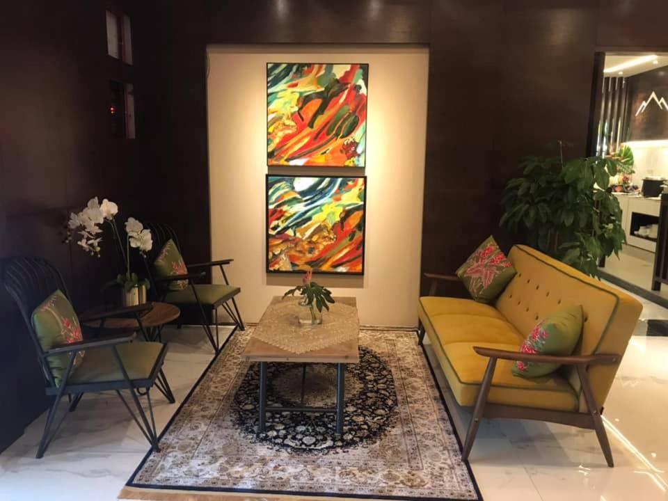 Serapi Hotel Kuching Eksteriør billede