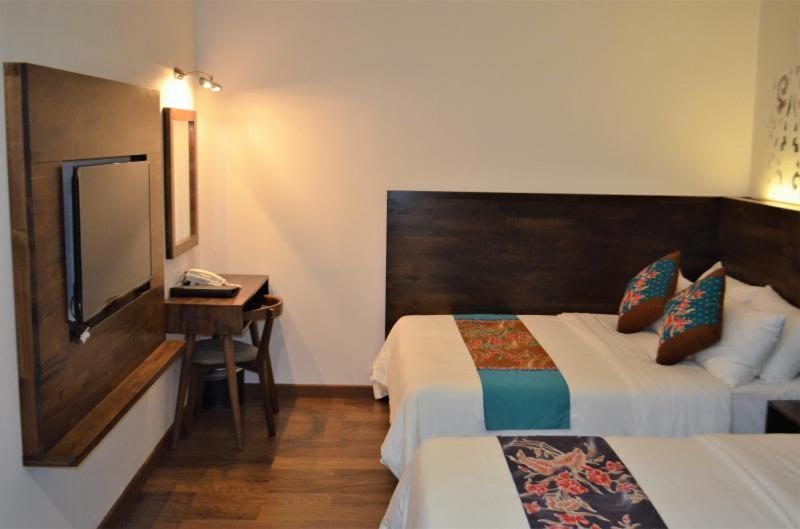 Serapi Hotel Kuching Eksteriør billede