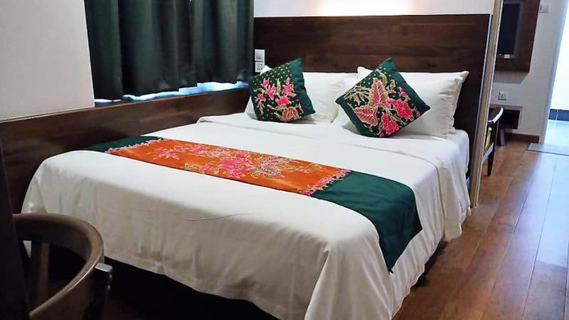 Serapi Hotel Kuching Eksteriør billede
